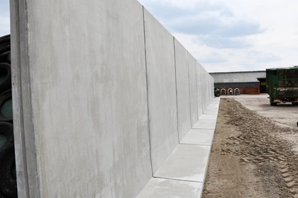 Agriwanden, CBS, Wielsbeke, beton, L-keerwanden 1