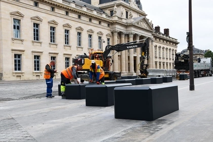 CBS Beton, Veiligheidsblokken, Perimeter beveiliging Wielsbeke, anti-terreur blokken, Wielsbeke Parijs 8