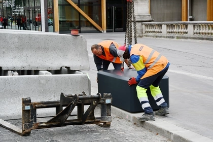 CBS Beton, Veiligheidsblokken, Perimeter beveiliging Wielsbeke, anti-terreur blokken, Wielsbeke Parijs 4