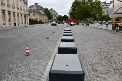 CBS Beton, Veiligheidsblokken, Perimeter beveiliging Wielsbeke, anti-terreur blokken, Wielsbeke Parijs 7