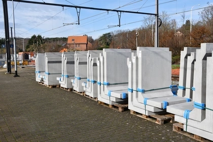 Perronboorden, CBS Beton, spoorwegen, perron