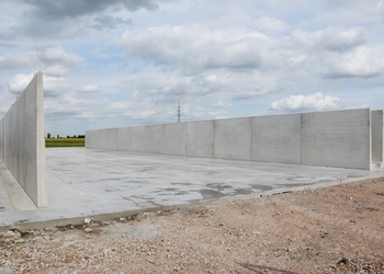 Sleufsilowanden, landbouw, beton wanden, Lembeke, L-wanden